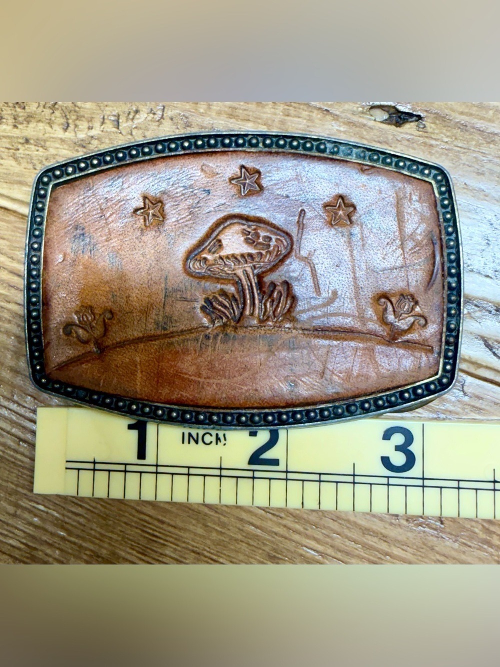 Vintage Alumaline 4108 | Embossed Leather Mushroom & Stars Belt Buckle | 1970s - Picture 5 of 7